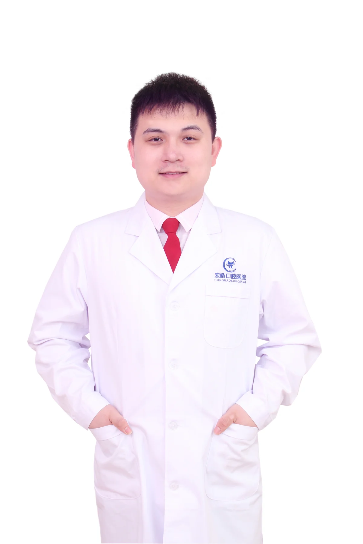 杨洋主治医师 · 牙周种植中心主任形象照